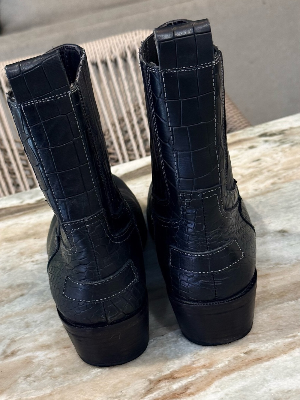 Women’s VINTAGE FOUNDRY CO Main crocodile embossed leather boots- Size 8.5 - Picture 6 of 7